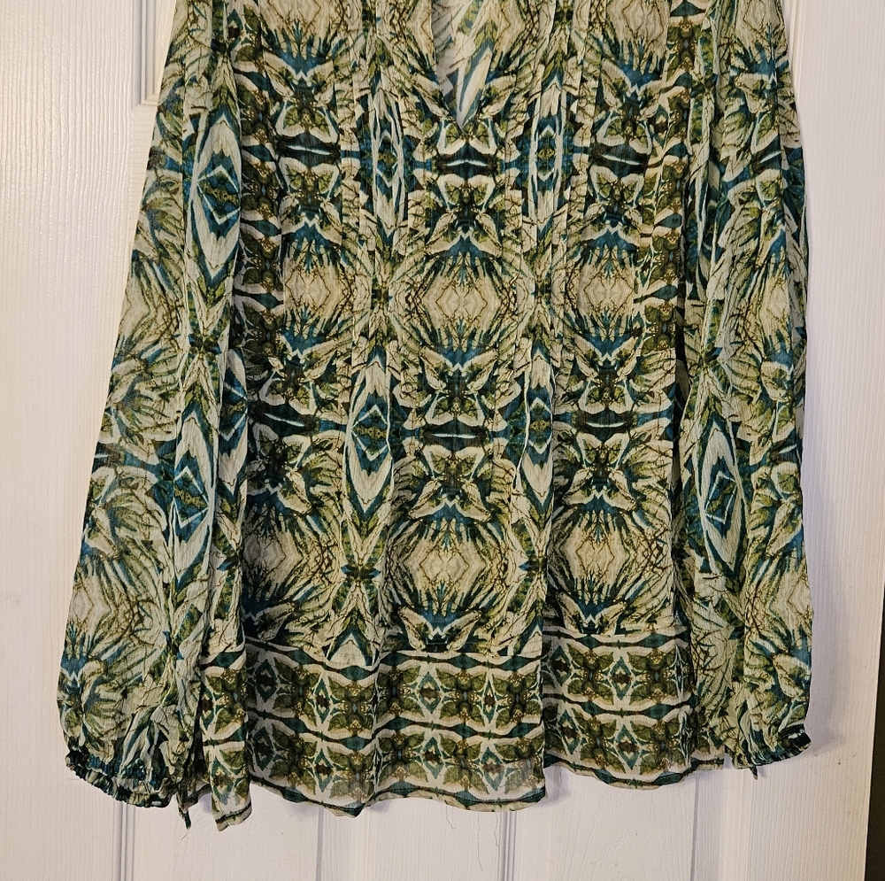 Jones New York  Women's dress sports shirt blouse. Petite Extra Large.